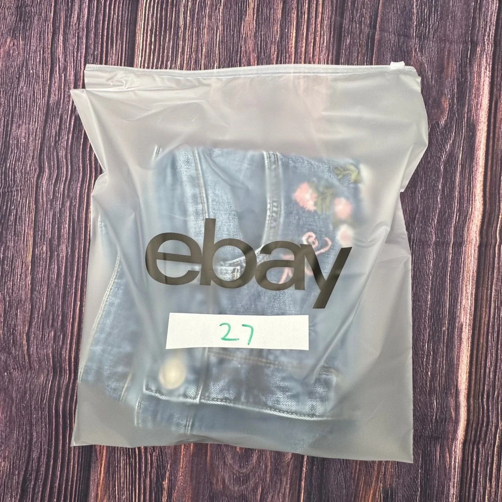St Johns Bay Skinny Jeans 10 Floral Embroidered Denim Boho Mid Rise Stretch